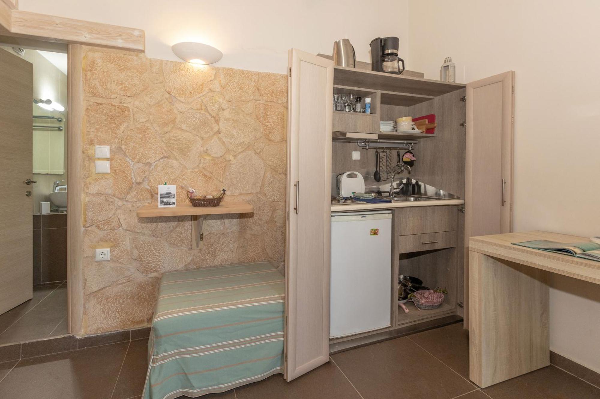 Oinoni'S Home - Xanthipi Studio Сувала Экстерьер фото